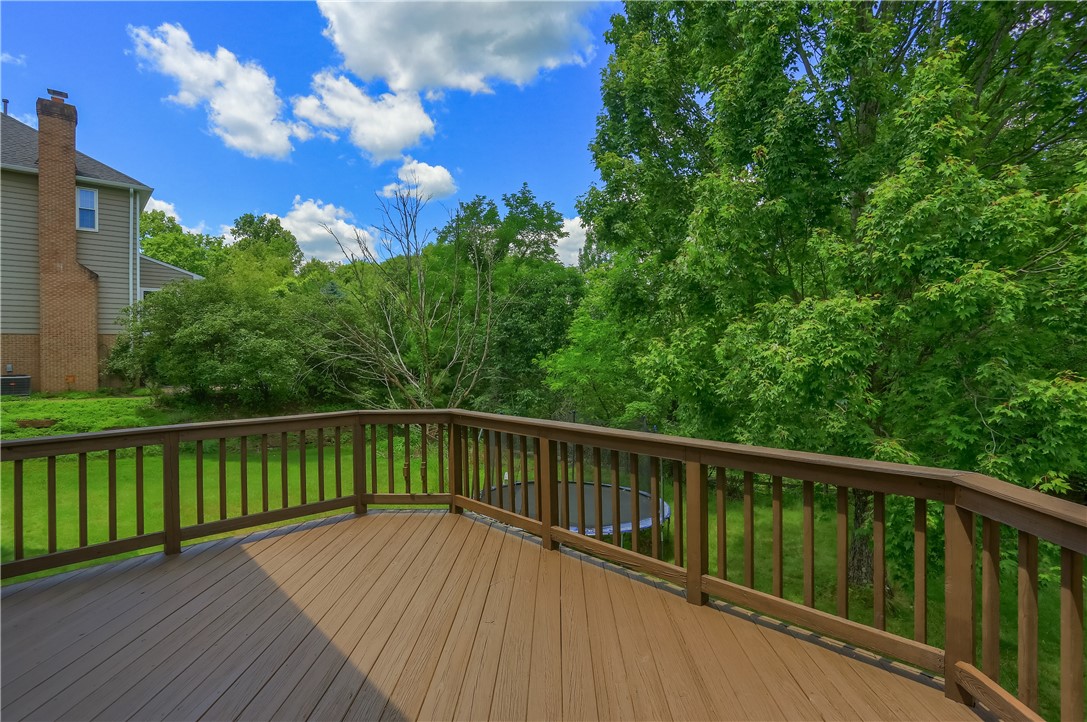 1642 Oakleaf Ln