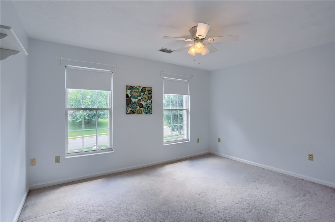1642 Oakleaf Ln