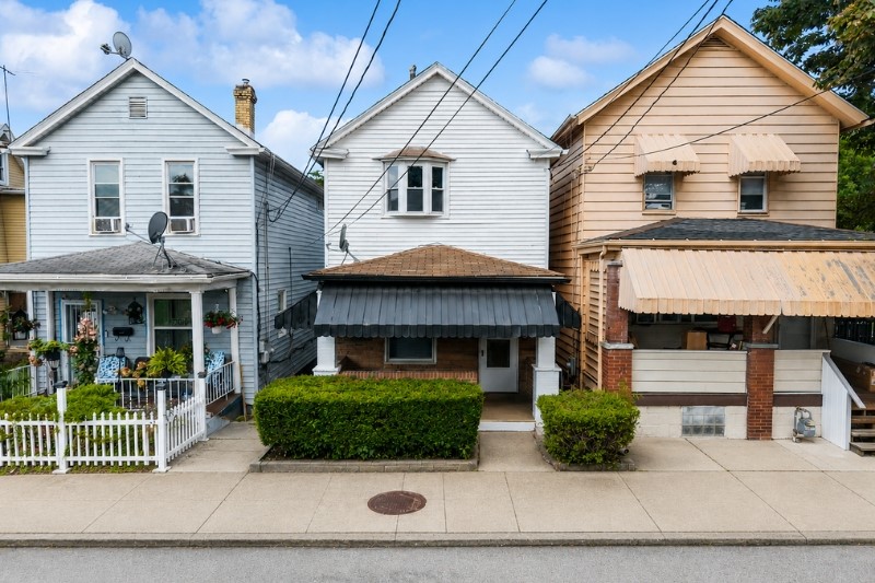 17 13th St