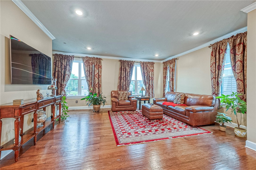 180 Laurel Place Ln