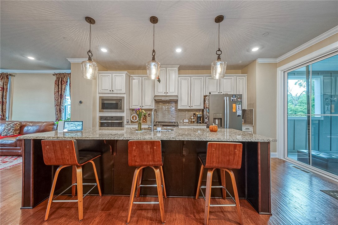180 Laurel Place Ln