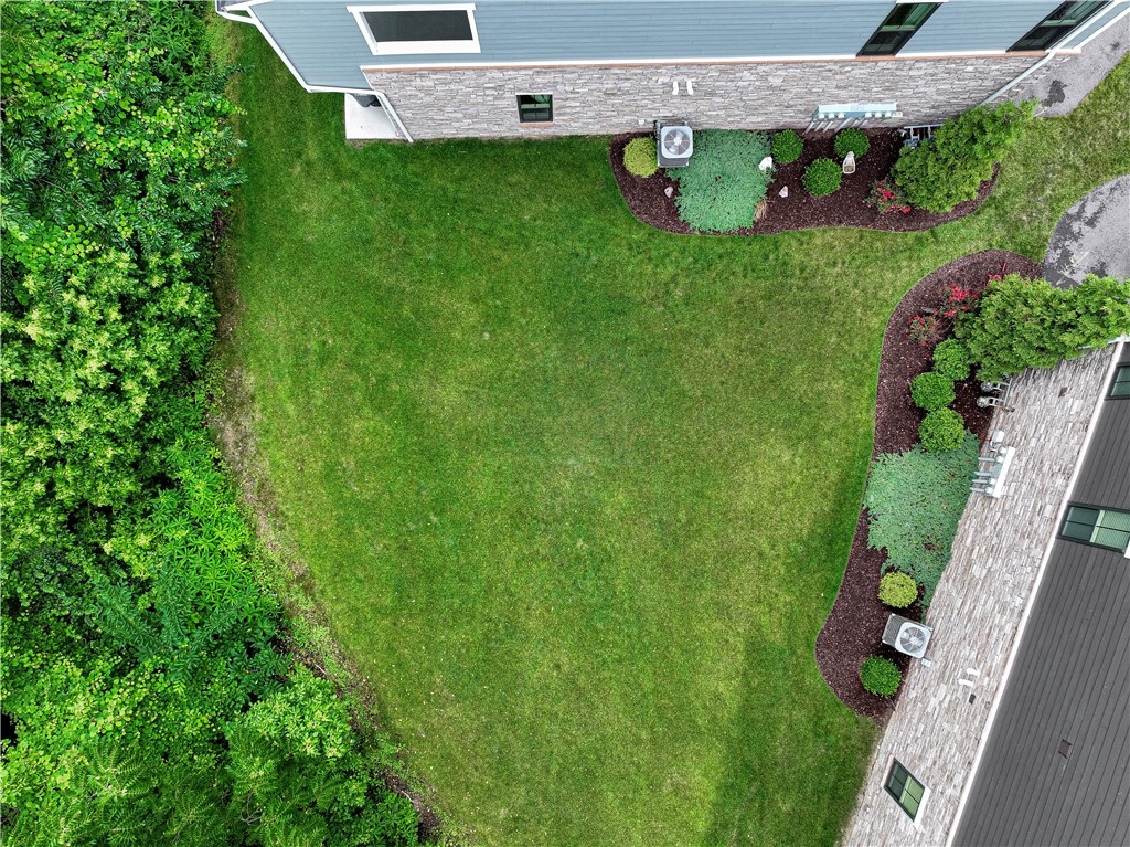 180 Laurel Place Ln