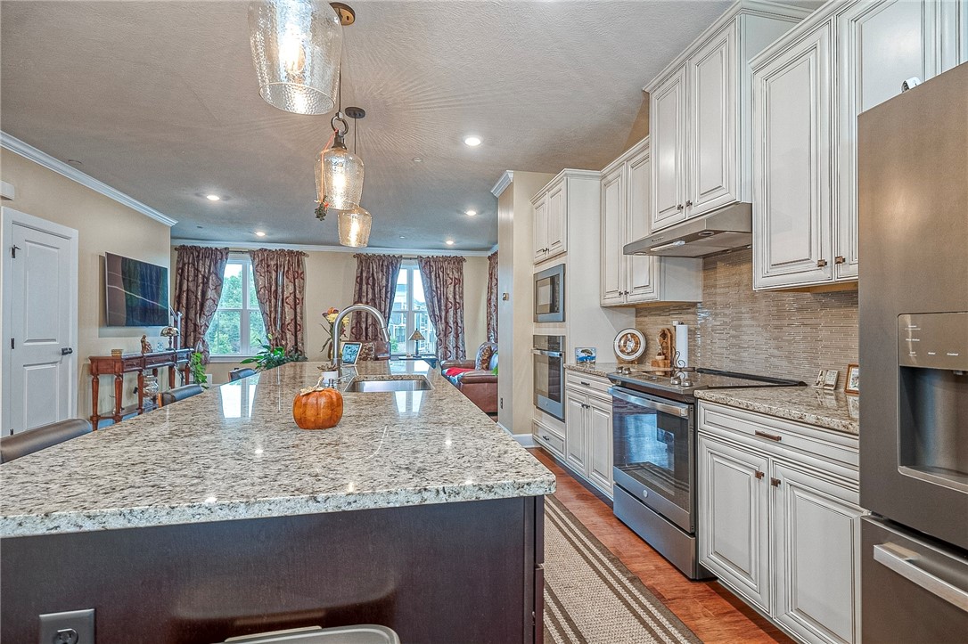 180 Laurel Place Ln