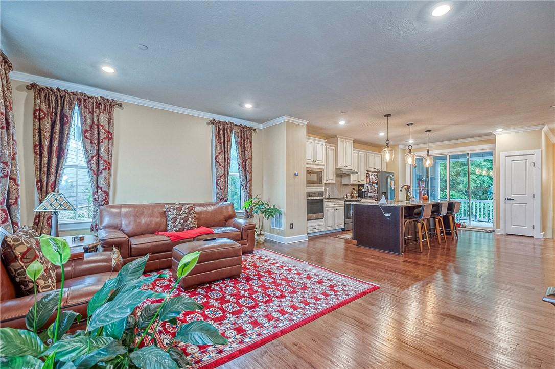 180 Laurel Place Ln