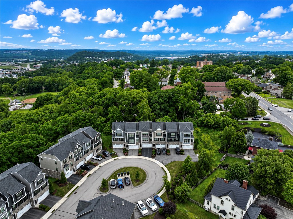180 Laurel Place Ln