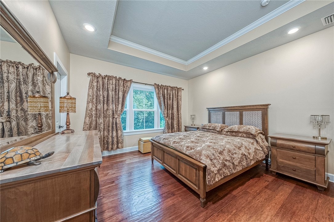 180 Laurel Place Ln