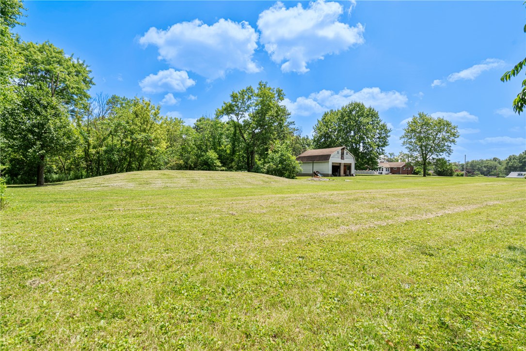 642 Wallace Run Rd