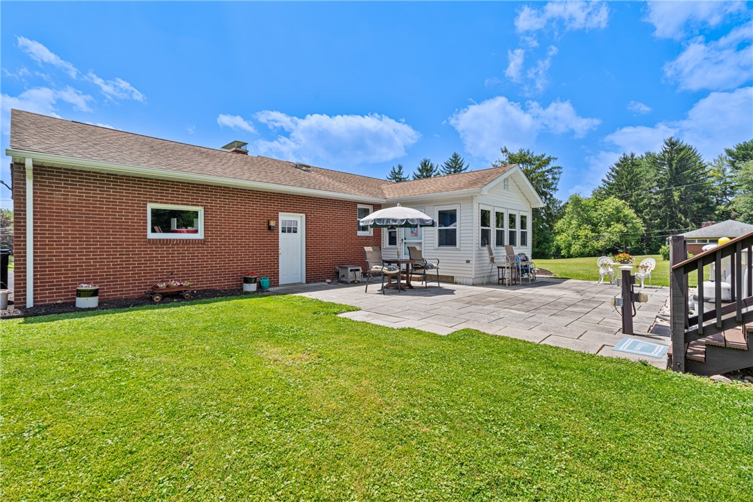 642 Wallace Run Rd