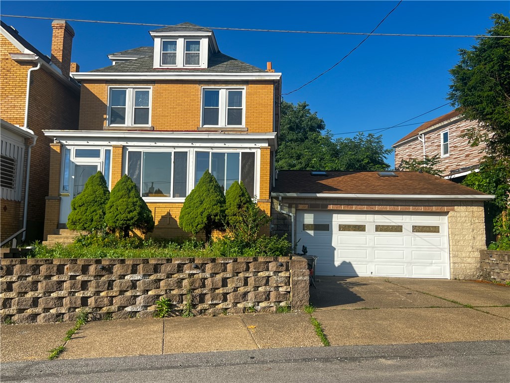 409 Vine St