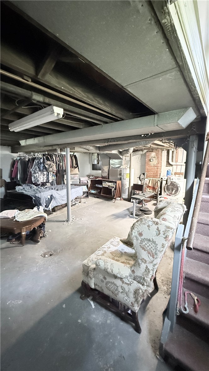 556 Spruce Ave