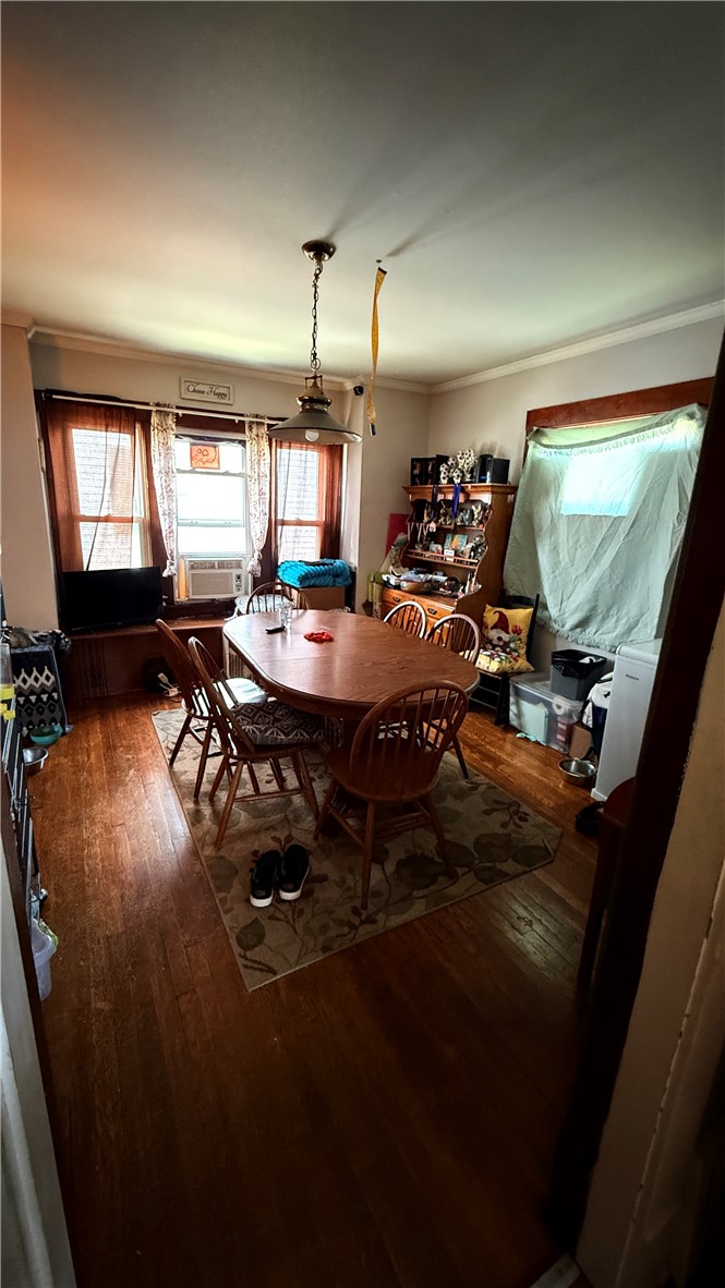 556 Spruce Ave