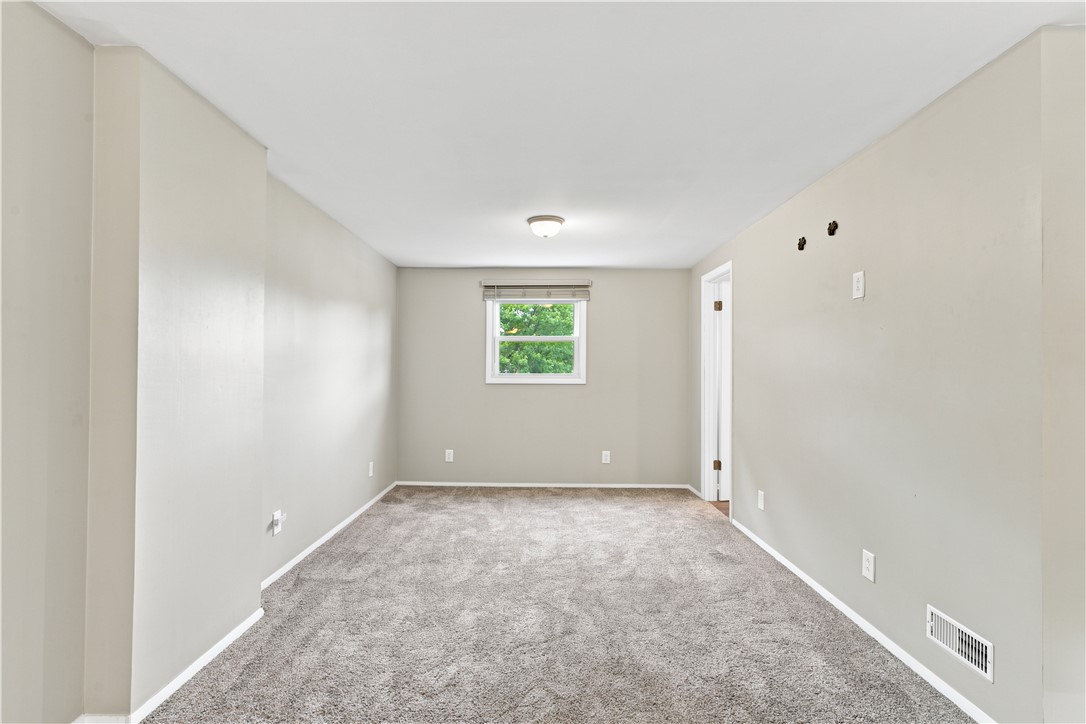 1431 Oak Dr