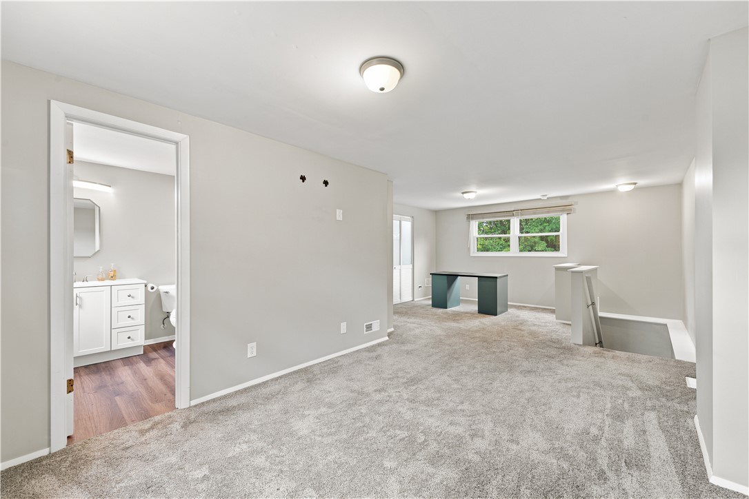 1431 Oak Dr
