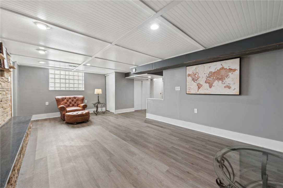 1177 Saint Vincent Dr
