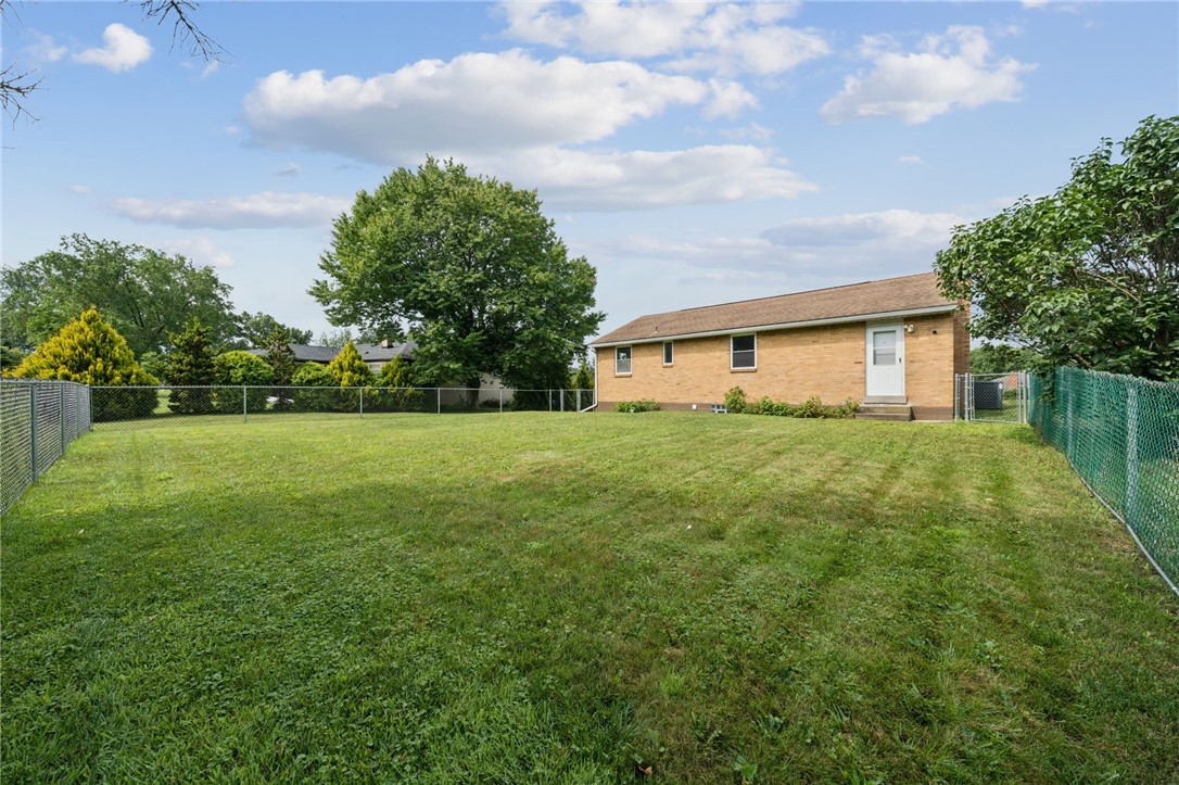 25 Magee Dr
