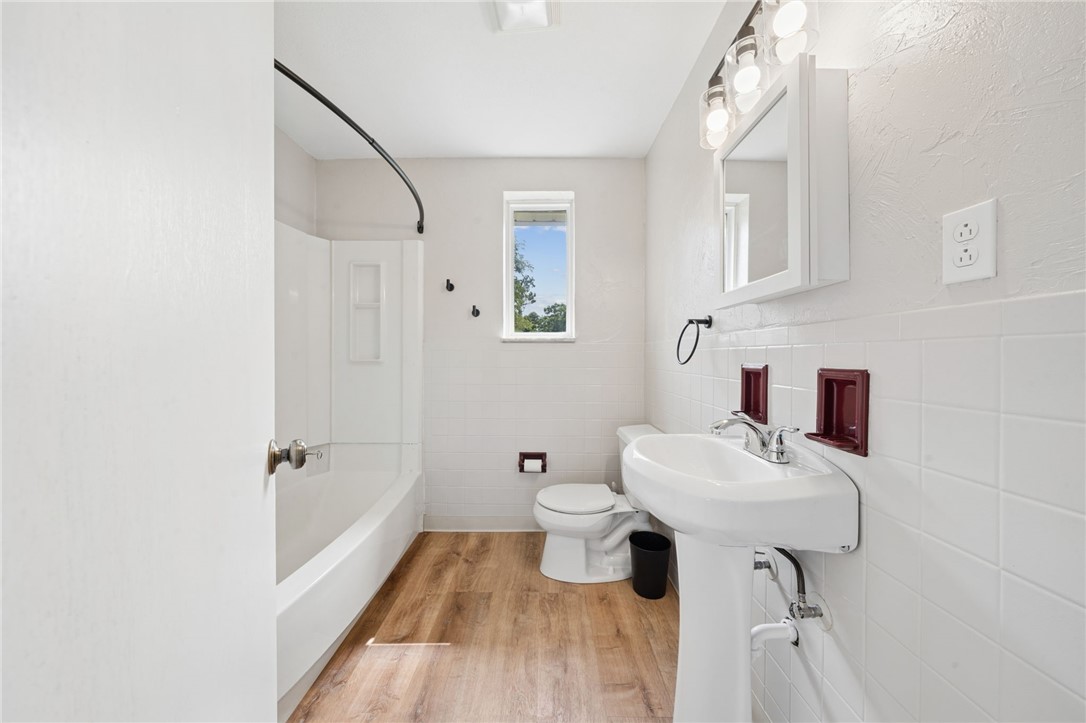 25 Magee Dr
