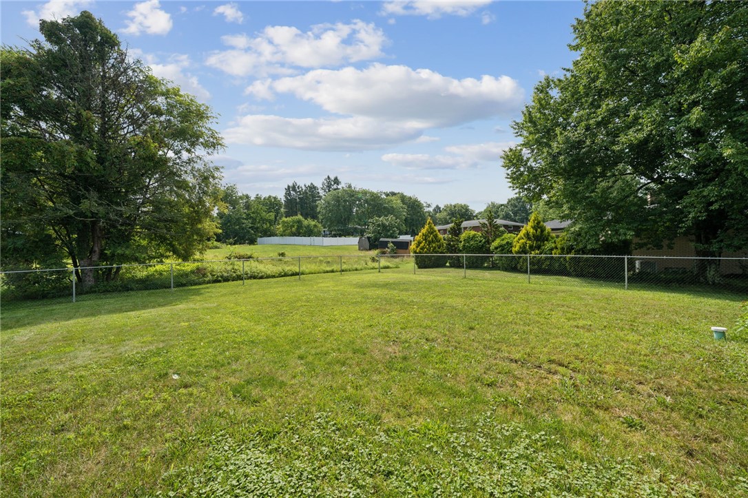 25 Magee Dr