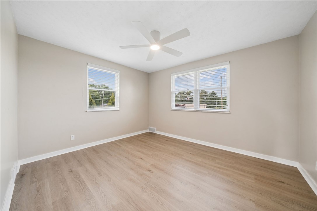 25 Magee Dr