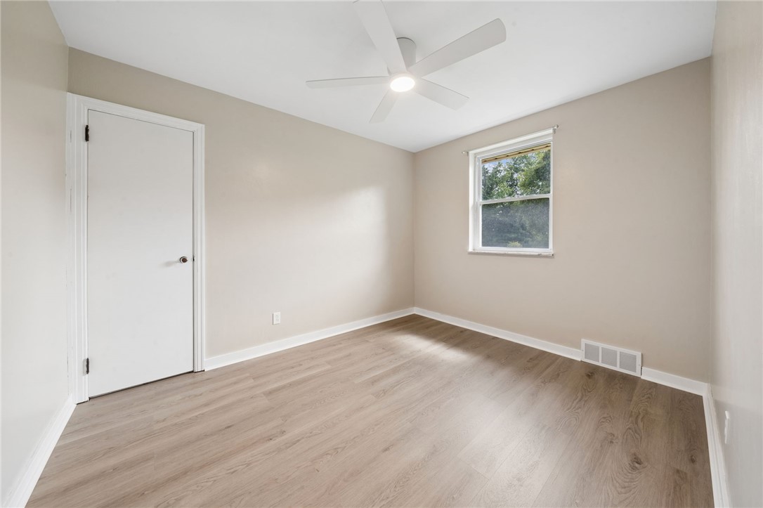 25 Magee Dr