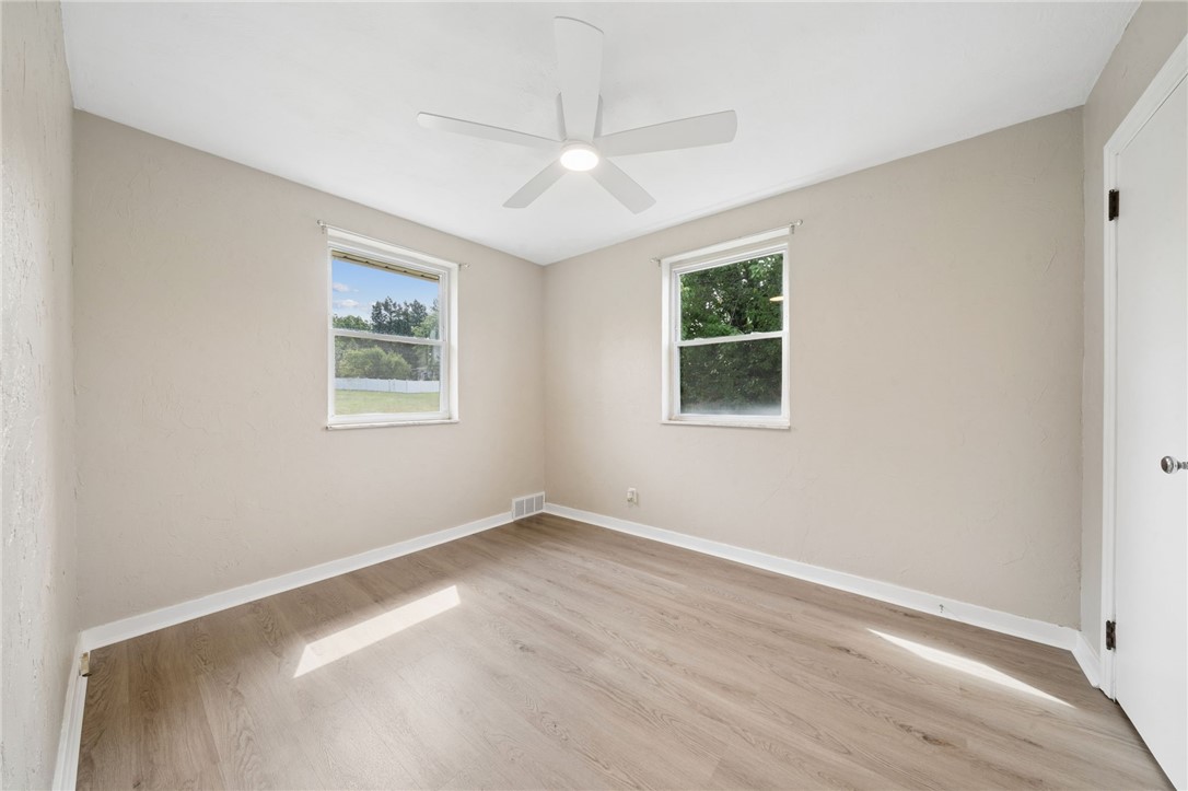 25 Magee Dr