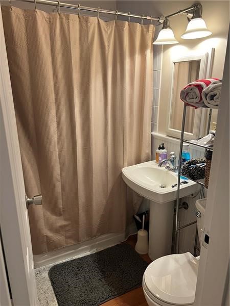 834 Thorn St 24