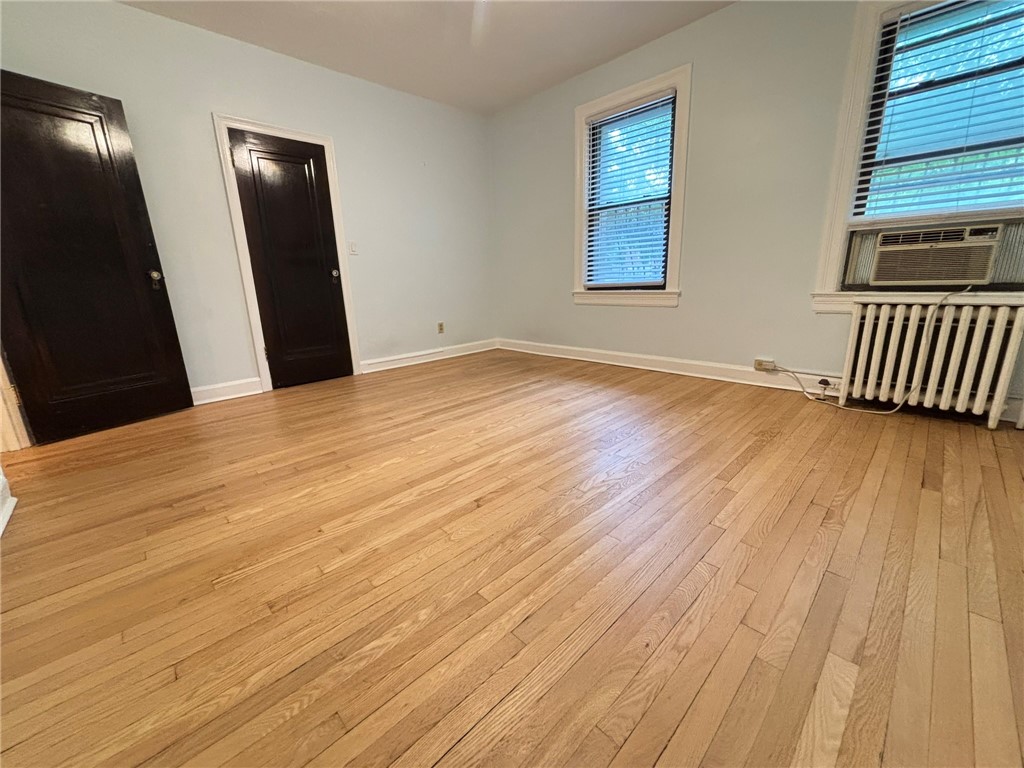 372 S Highland Ave 102