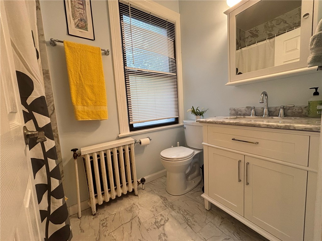 372 S Highland Ave 102