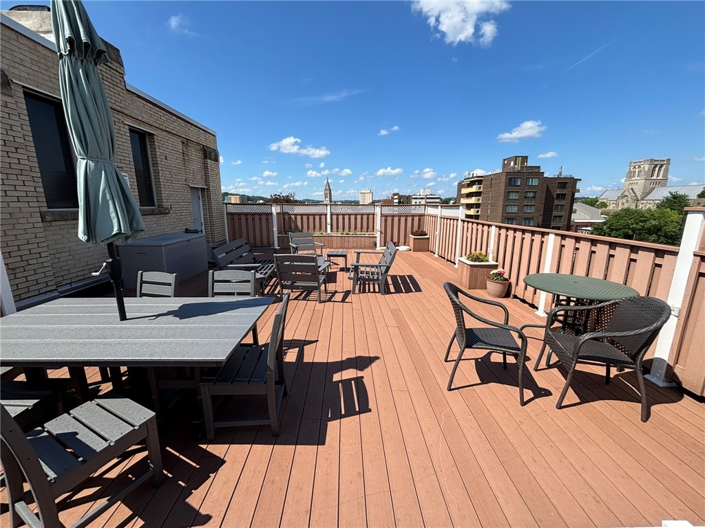 372 S Highland Ave 102