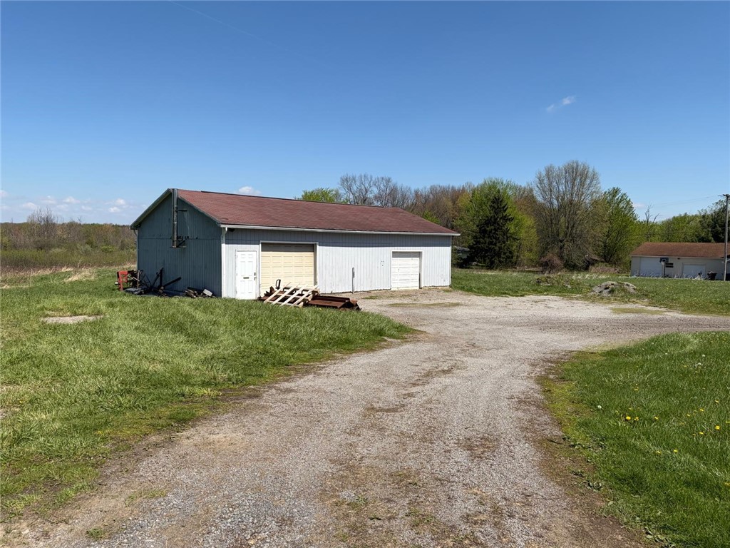 2832 Mercer West Middlesex Rd