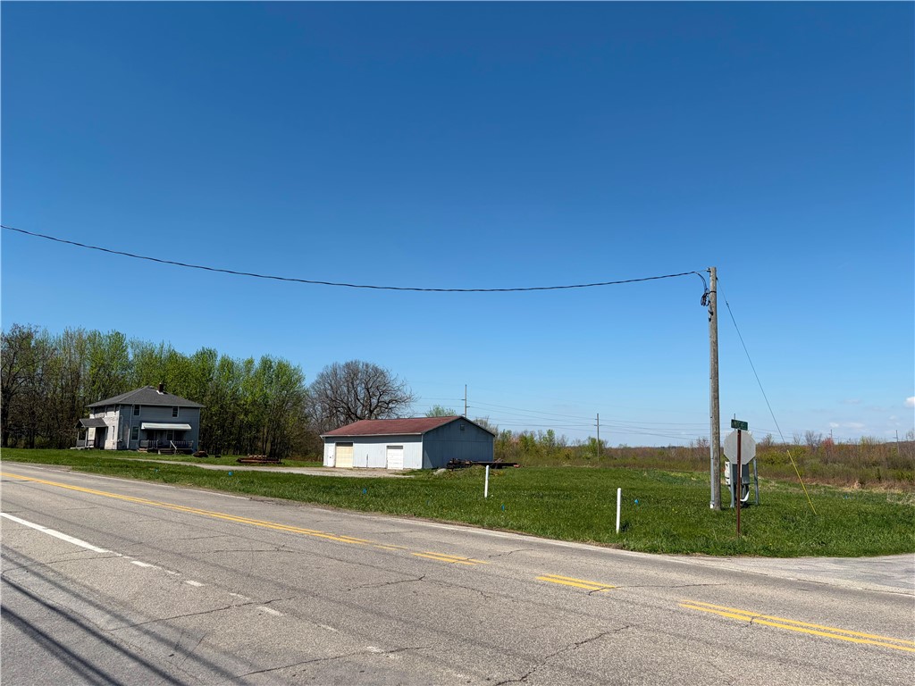2832 Mercer West Middlesex Rd