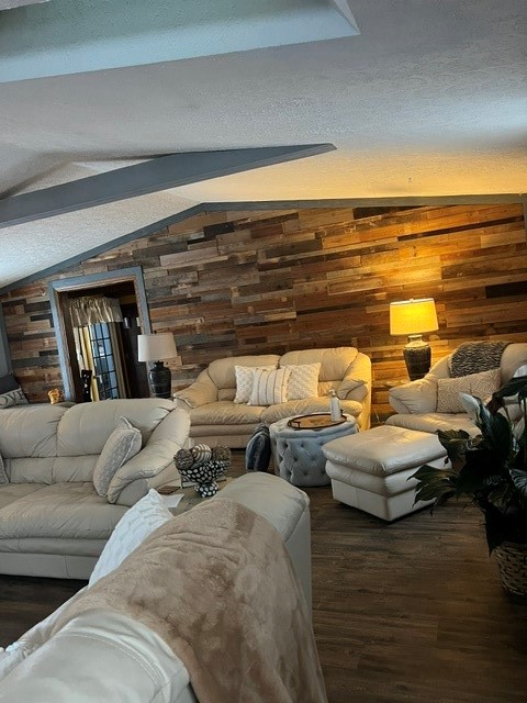 3458 Nearwood Dr