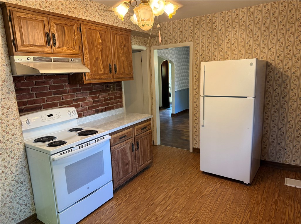 121 Woodhaven Ln