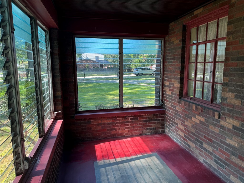 121 Woodhaven Ln