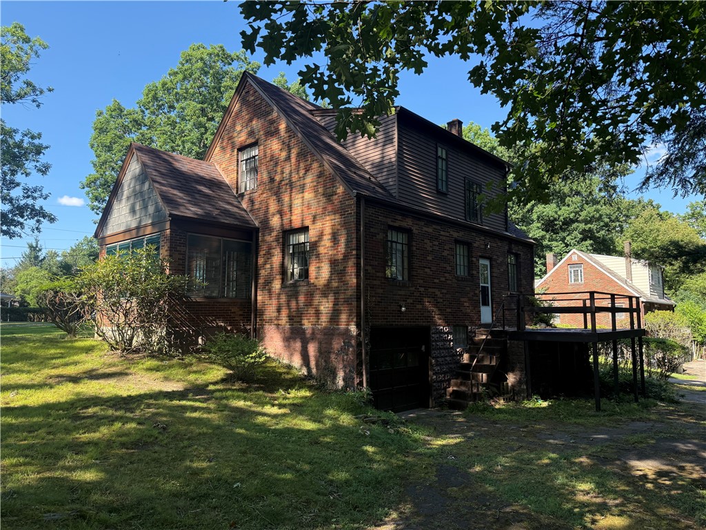 121 Woodhaven Ln