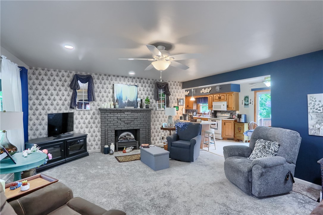 1720 Royal Dr