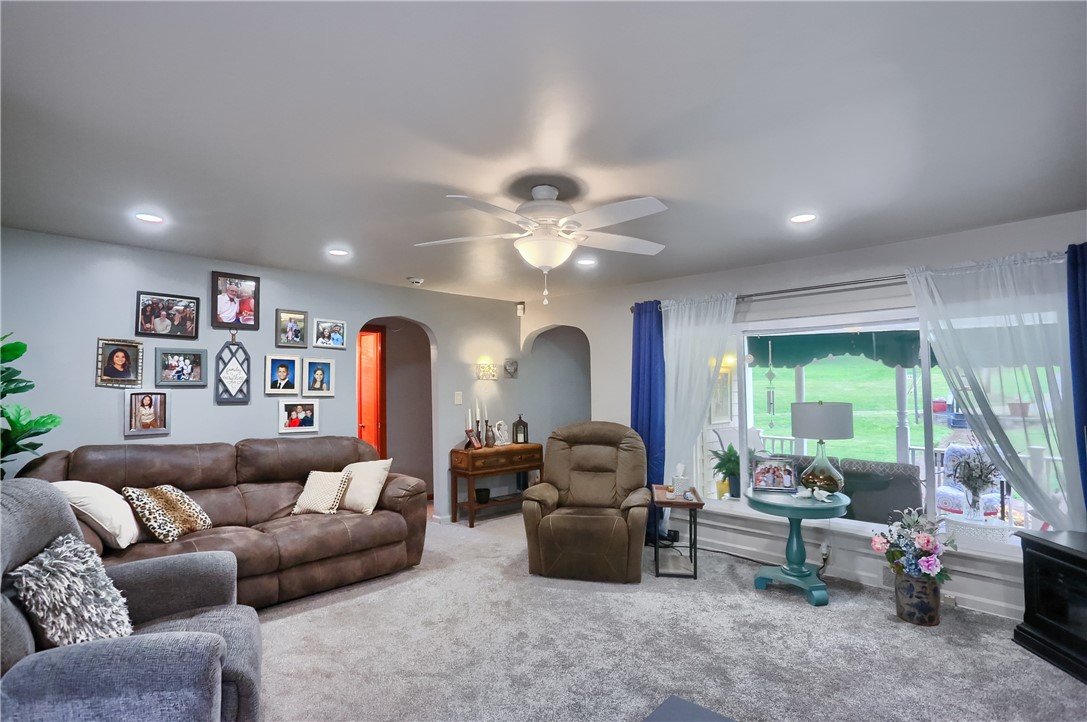 1720 Royal Dr