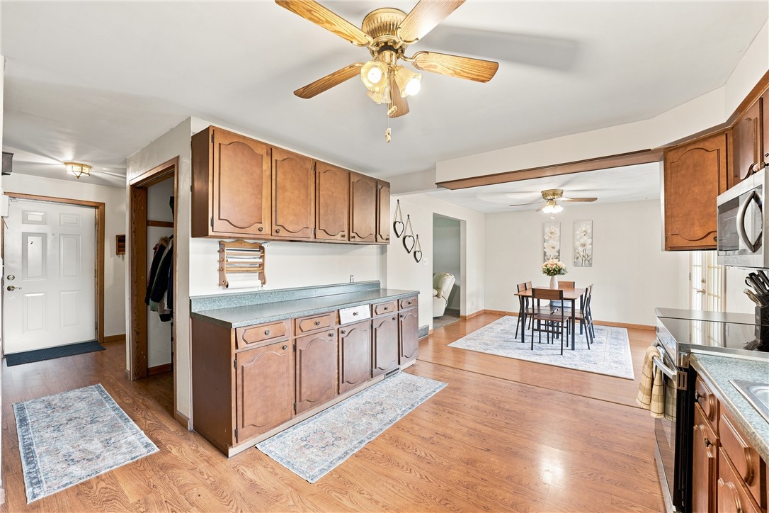 108 Shogren Ln