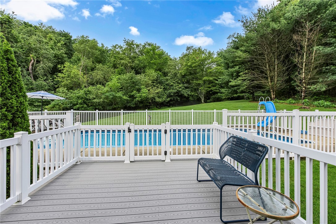 358 Mack Hollow Rd