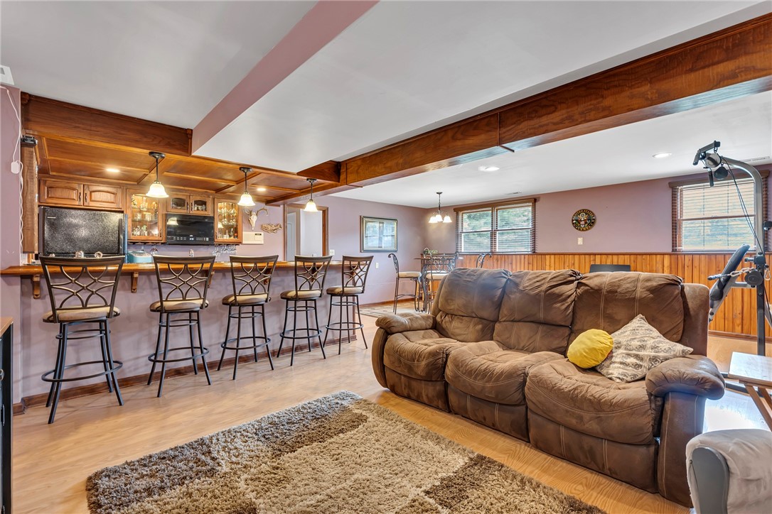358 Mack Hollow Rd