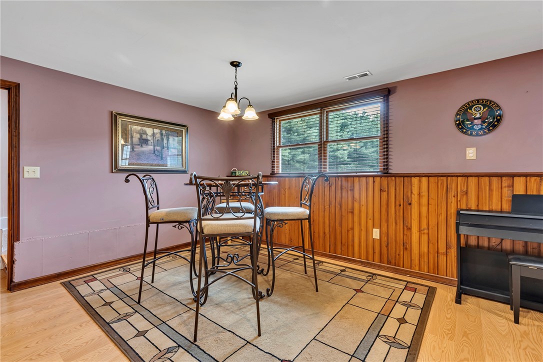 358 Mack Hollow Rd