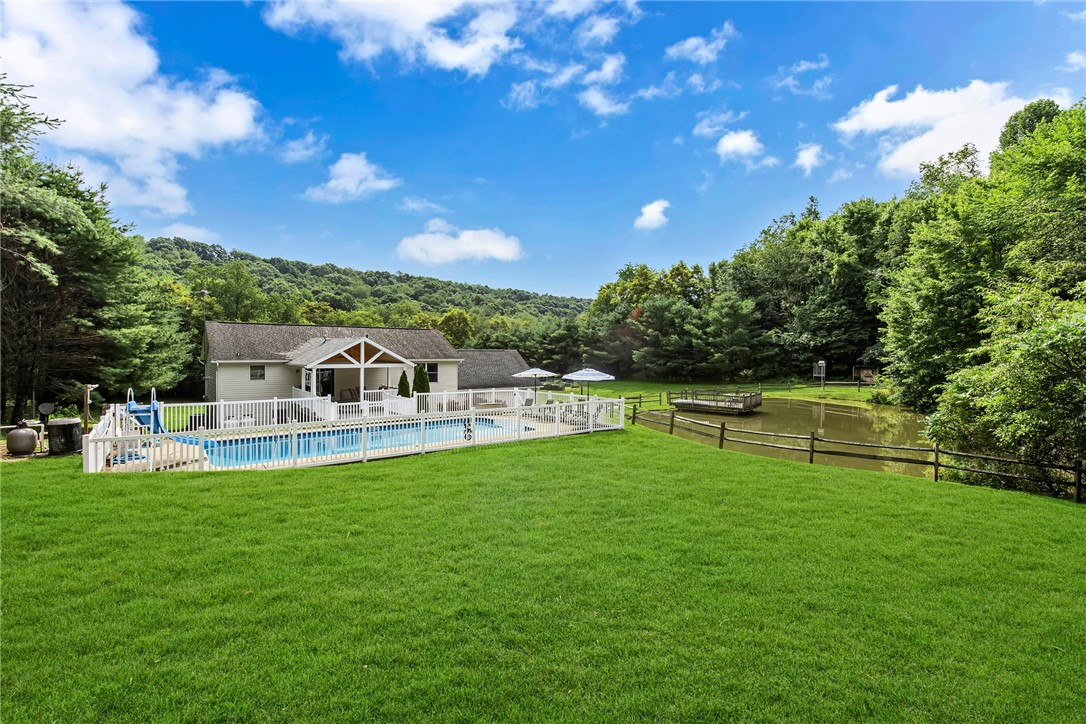 358 Mack Hollow Rd