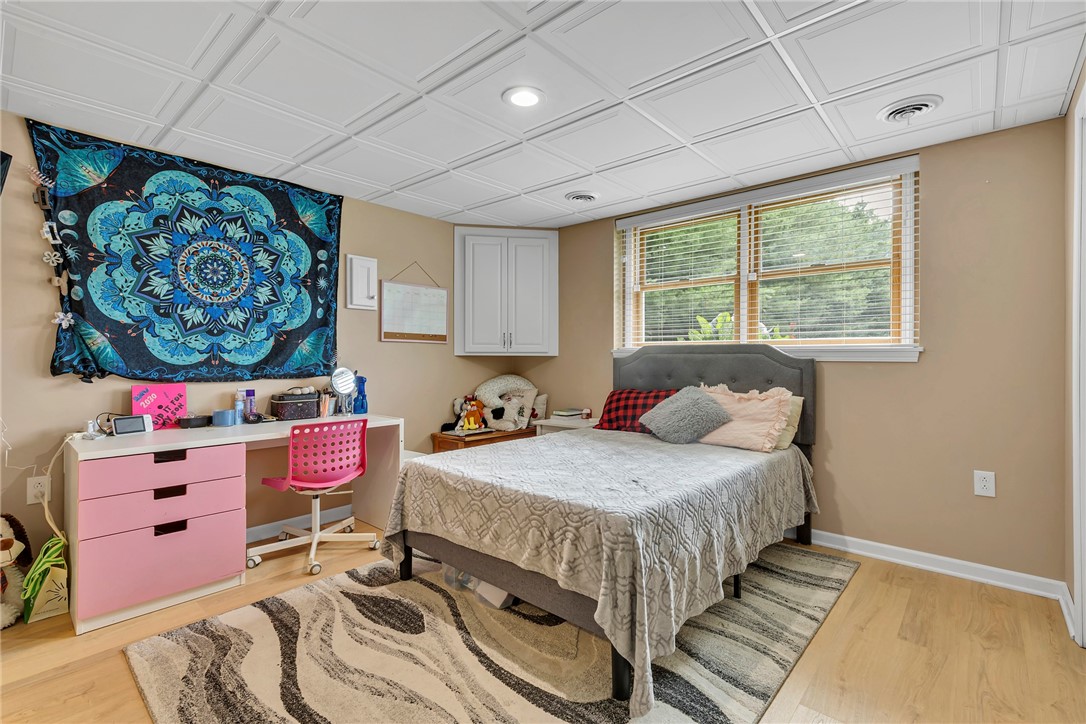 358 Mack Hollow Rd