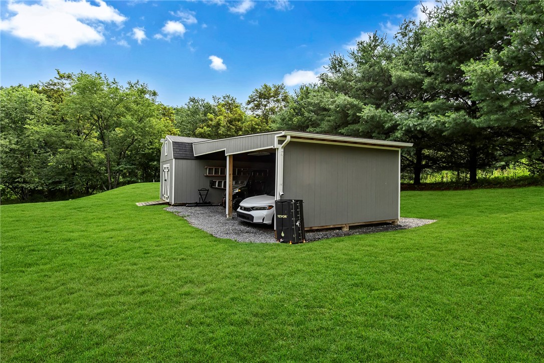 358 Mack Hollow Rd