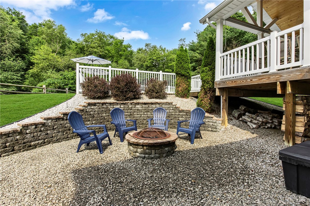 358 Mack Hollow Rd