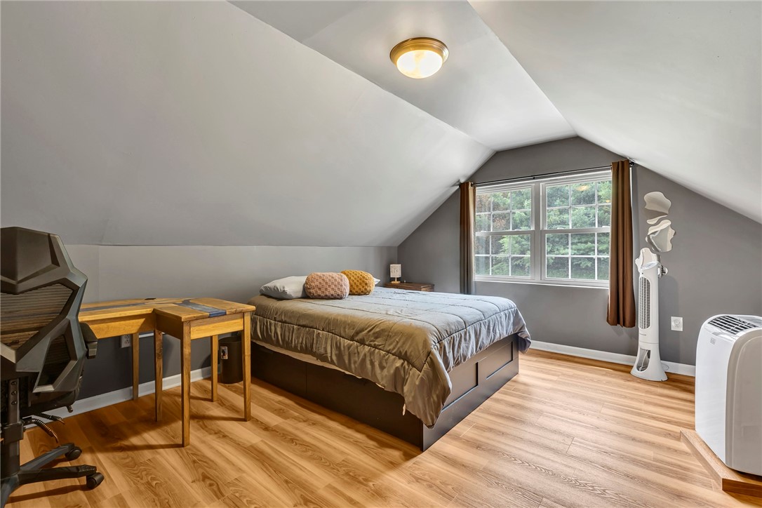 358 Mack Hollow Rd