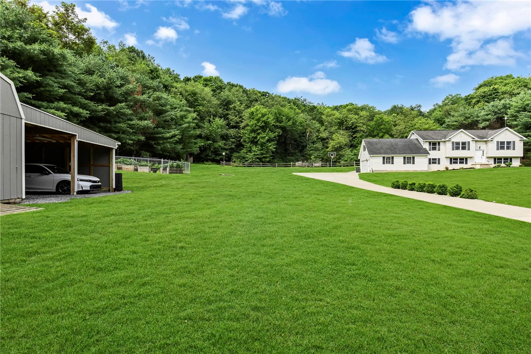 358 Mack Hollow Rd
