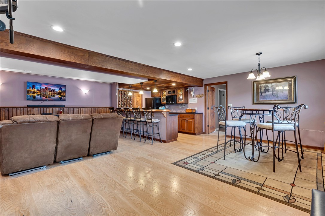 358 Mack Hollow Rd
