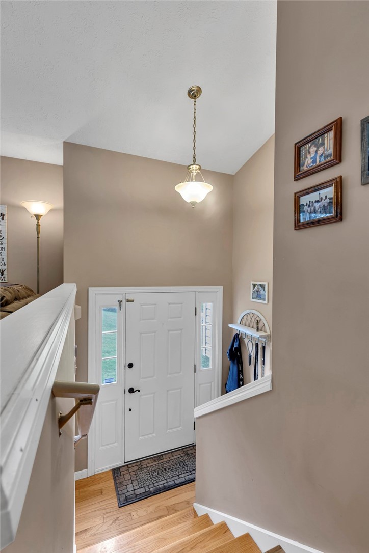358 Mack Hollow Rd
