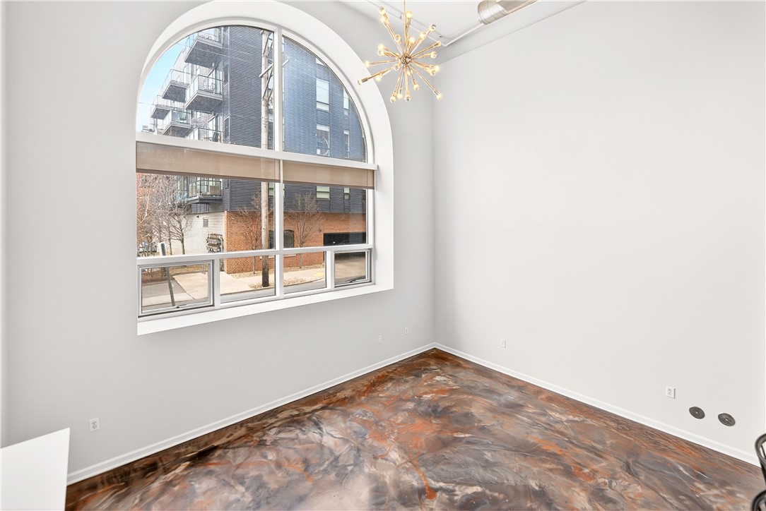 2434 Smallman St 112