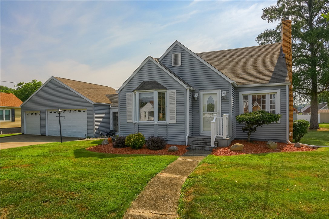 116 Golf Ave